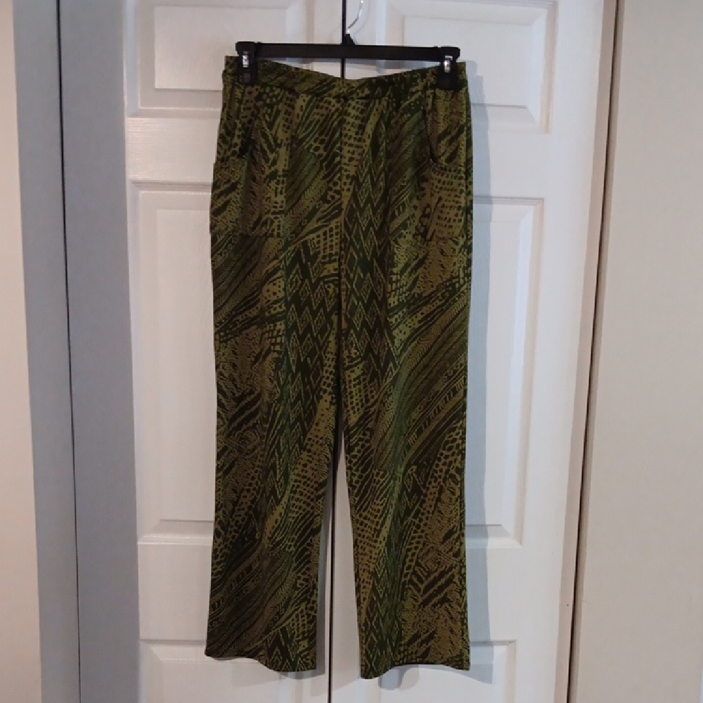 Green Patterned Pants - ($5 Is The Lowest Price)